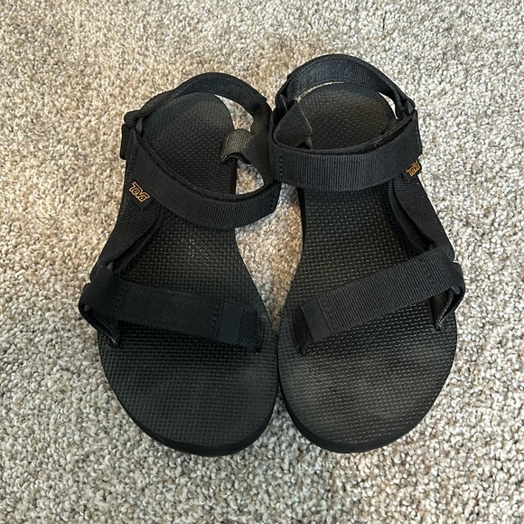 Teva Women's Original Universal Sandal, Black, Size 7 - Picture 6 of 9